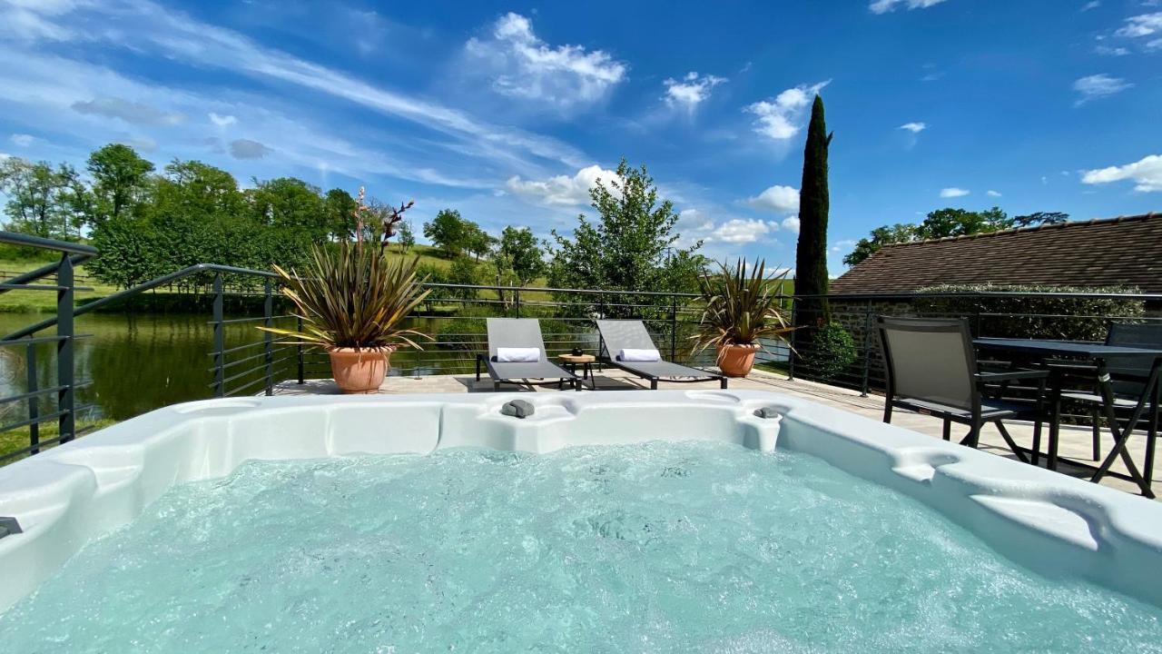 Domaine De Rymska & Spa - Relais & Chateaux Saint-Jean-de-Trézy Exteriör bild