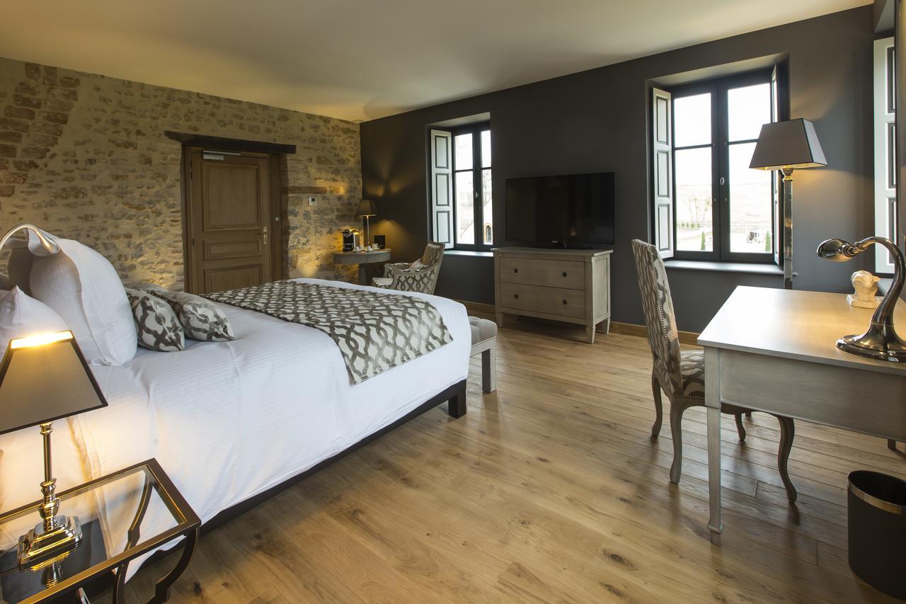 Domaine De Rymska & Spa - Relais & Chateaux Saint-Jean-de-Trézy Exteriör bild